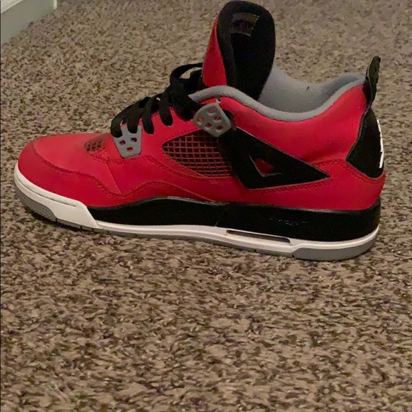 Jordan 4 toro bravos - Picture 2 of 4